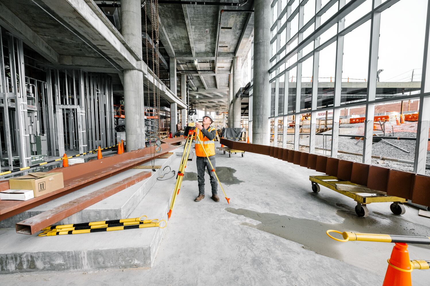Increasing efficiency in Building Construction with Leica iCON Robotic Total Stations